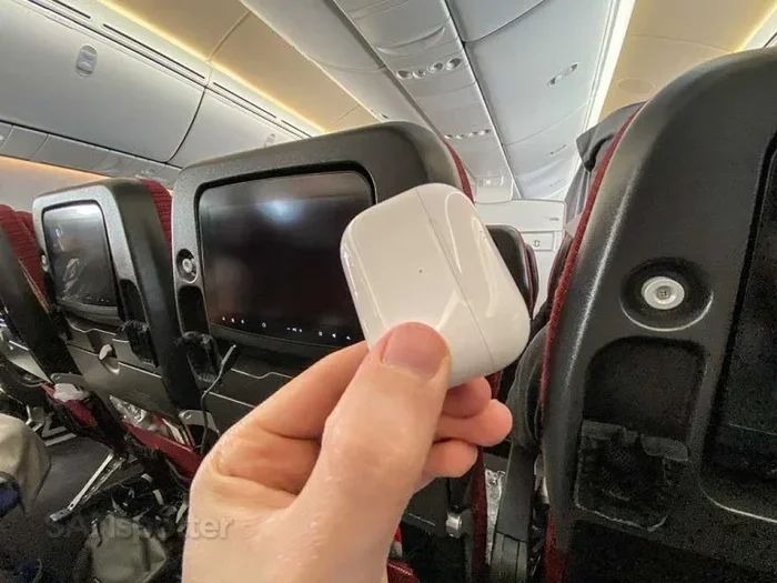Can I Connect Airpods To United Flight During Travel