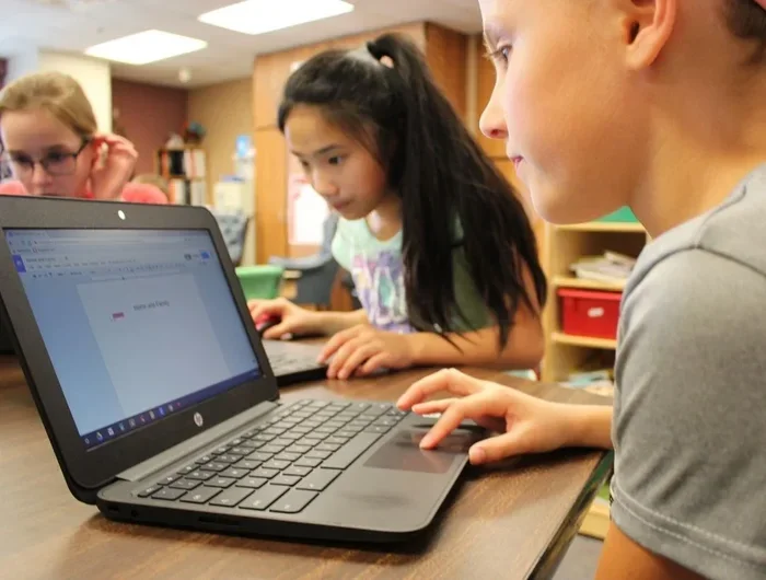 Can You Use Word On A Chromebook Here Is The Answer